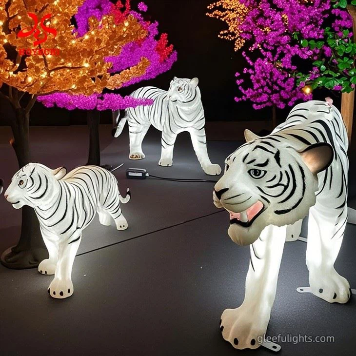 Illuminated Animal Shape Fiberglass Reinforced Plastics Motif Light For Theme Park And Zoo Decorations