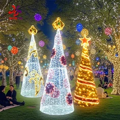 Dekoratīvs apgaismojums Ziemassvētkos